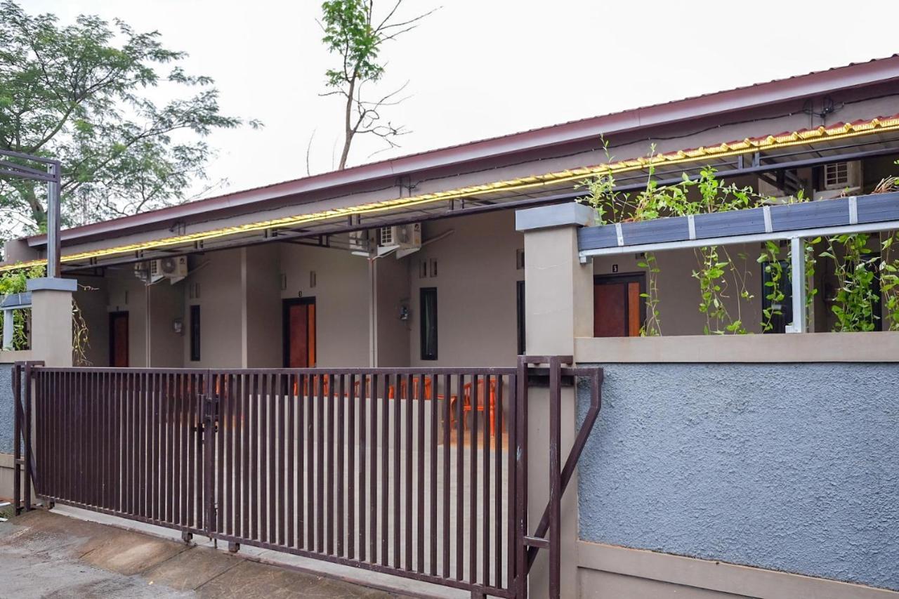 Hotel Reddoorz Syariah Near Exit Tol Pemalang Comal 2 Exterior foto